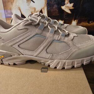 OAKLEY Sierra Terrain Running Shoes Trail Hiking Beige FOF10054131R Men's US 12